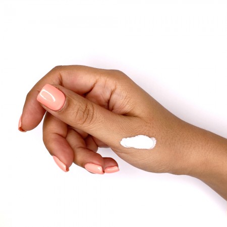 کرم ضد آفتاب بی رنگ کانبیو SPF +50 مناسب پوست خشک