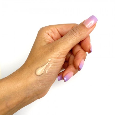 کرم ضد آفتاب رنگی نئودرم مناسب پوست معمولی و خشک SPF +50