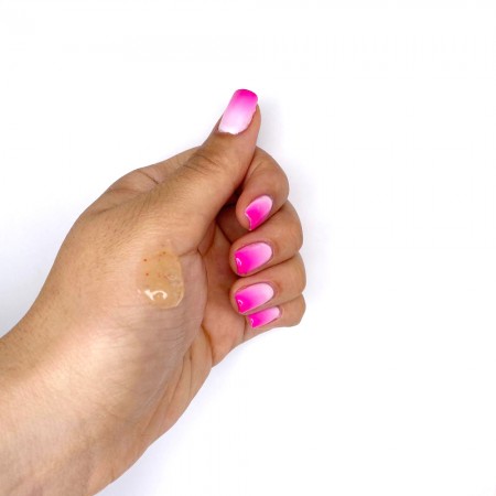 ژل شستشوی لایه بردار صورت لافارر مناسب پوست چرب و مستعد آکنه